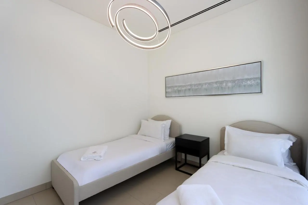 Livbnb Suites - Cozy 1Br + 1 In Sobha Hartland Dubai 0*,